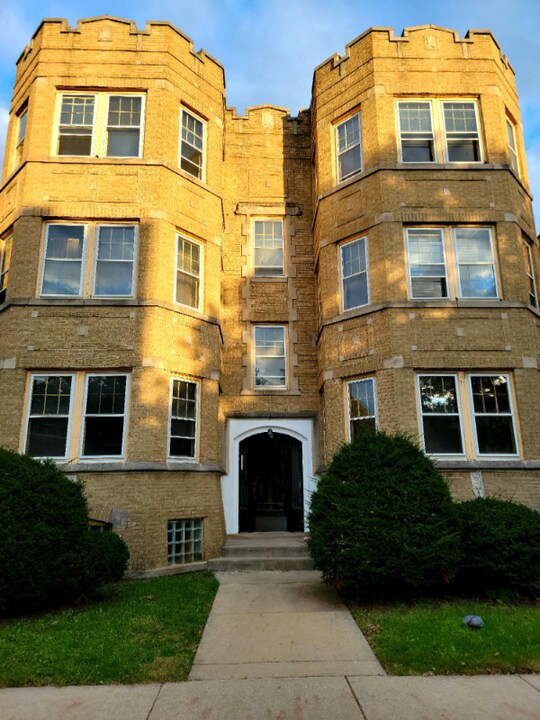 10919 S Vernon Ave in Chicago, IL - Foto de edificio