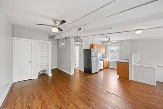 60 W McMillan St in Cincinnati, OH - Foto de edificio - Building Photo