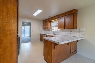 8941 Blue Fox Way in Stockton, CA - Building Photo - Building Photo