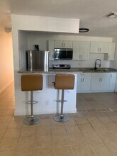 3000 NW 11th St in Fort Lauderdale, FL - Foto de edificio - Building Photo