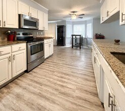6843 Lake Charlene Dr in Pensacola, FL - Building Photo - Building Photo