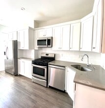 149 Cottage St, Unit 3 in Boston, MA - Building Photo - Building Photo