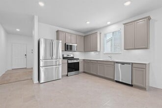 146 Grace Lilly Dr in Mustang Ridge, TX - Building Photo - Building Photo