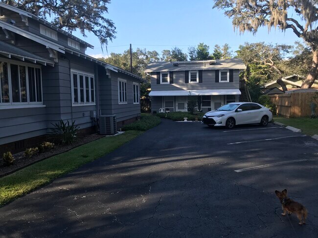 706 15th Ave NW, Unit # 1 in Largo, FL - Building Photo - Building Photo