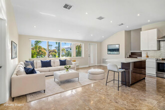 1455 NE 4th Ct in Boca Raton, FL - Building Photo - Building Photo