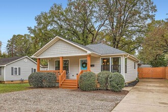 822 Matheson Ave in Charlotte, NC - Foto de edificio - Building Photo