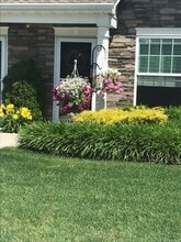37 Weatherby Ln in Central Islip, NY - Foto de edificio - Building Photo