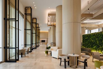 2025 Ave of the Stars in Los Angeles, CA - Building Photo - Building Photo