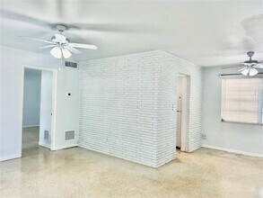 4307 Sea Grape Dr in Lauderdale-by-the-Sea, FL - Building Photo - Building Photo