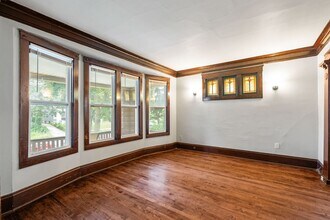 2929 N Murray Ave in Milwaukee, WI - Building Photo - Building Photo