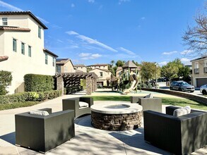 127 Encantador in Lake Forest, CA - Building Photo - Building Photo