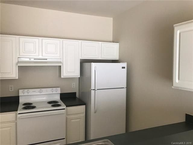 5627 Seths Dr in Charlotte, NC - Building Photo - Building Photo