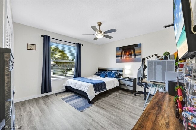 property at 1599 Trafalgar Ln