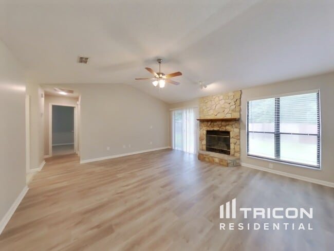 2055 Ashton St in Middleburg, FL - Building Photo - Building Photo