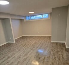 333 Rosedale Dr in Whitby, ON - Building Photo - Building Photo