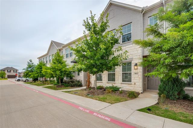 9912 Schramm St in Irving, TX - Building Photo