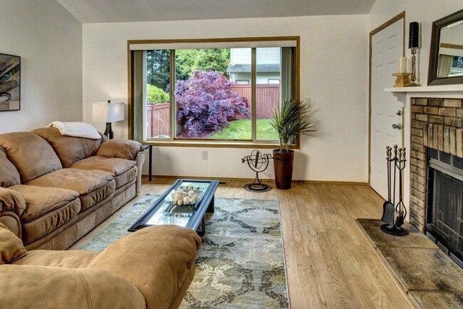 property at 11257 NE 131st Ln