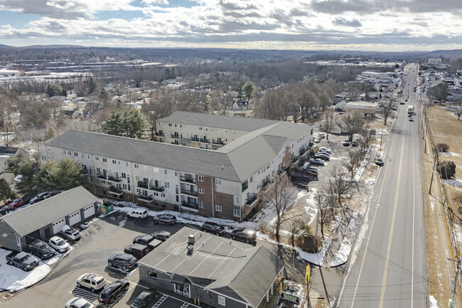 Broadview Condominium in Meriden, CT - Building Photo - Building Photo