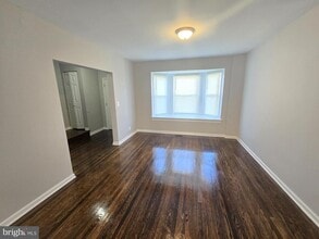 2805 Edison Hwy in Baltimore, MD - Foto de edificio - Building Photo