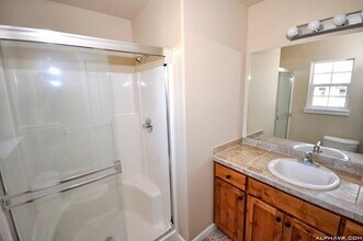 16275 SW Gage Ln in Beaverton, OR - Building Photo - Building Photo