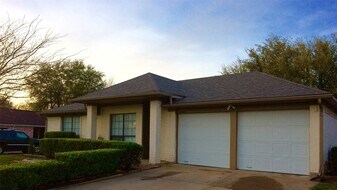 2417 Springridge Dr in Arlington, TX - Building Photo