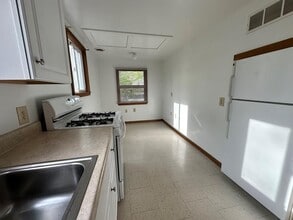 262 Washington St in Corning, NY - Building Photo - Building Photo