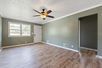 4655 Curtis Ave in Omaha, NE - Building Photo - Building Photo