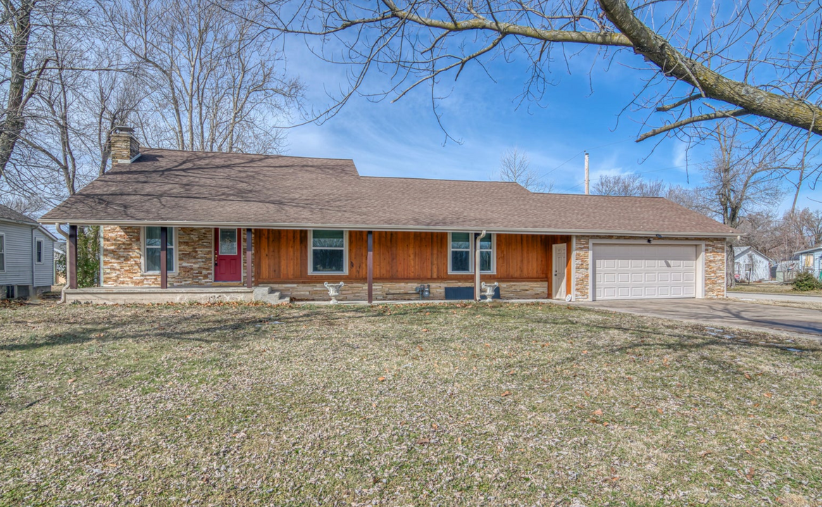 2206 S Tyler Ave in Joplin, MO - Building Photo