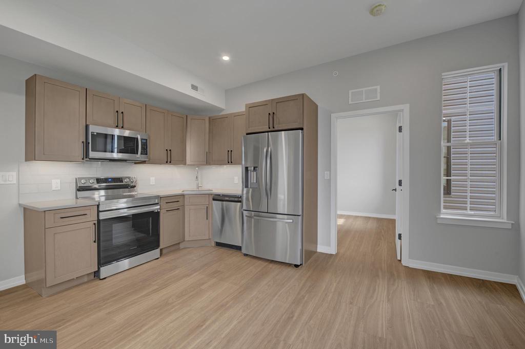 2445 Innovator Wy in Philadelphia, PA - Building Photo