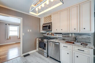 301 Bogart Rd in Huron, OH - Building Photo - Building Photo