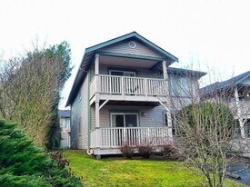 927-929 Otis St in Bellingham, WA - Building Photo