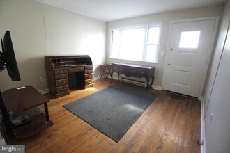 5 College St in Trenton, NJ - Building Photo - Building Photo