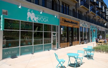 SPX Alley / Studioplex Townhomes in Atlanta, GA - Foto de edificio - Building Photo