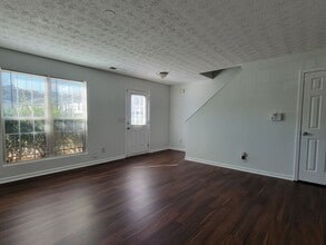 200 Meadowlark Pl in Austell, GA - Building Photo - Building Photo