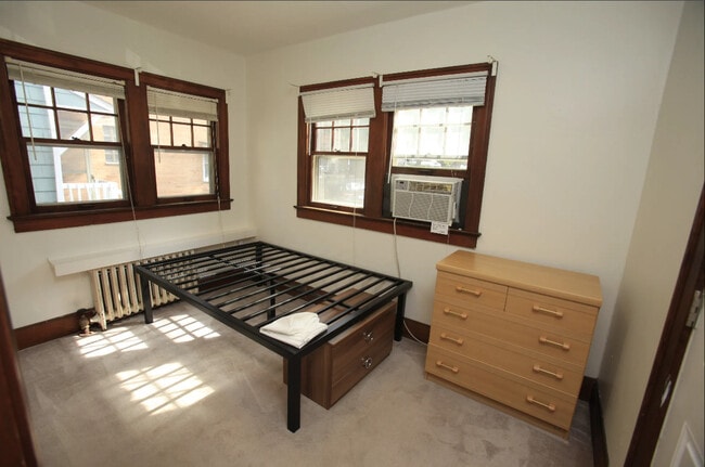 511 Church St in Ann Arbor, MI - Foto de edificio - Building Photo