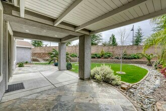 740 Baronial Ct in Rocklin, CA - Building Photo - Building Photo