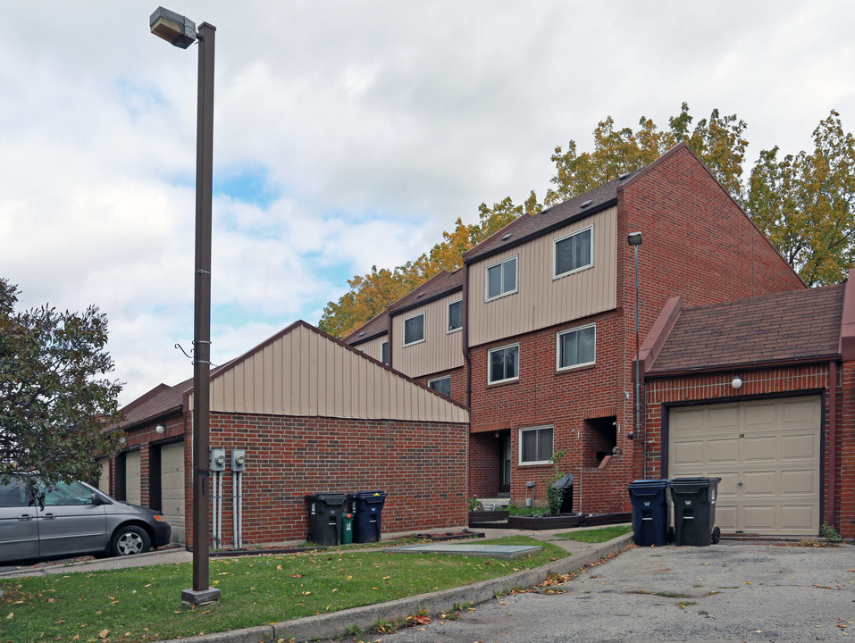 Cedarbrook Park Co-Operative in Toronto, ON - Building Photo