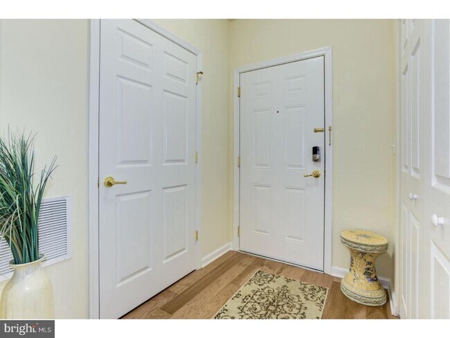 4531 Champions Run in Cherry Hill Township, NJ - Building Photo - Building Photo