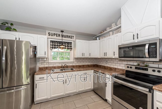 2152 Ridgecrest Dr in Maryville, TN - Building Photo - Building Photo