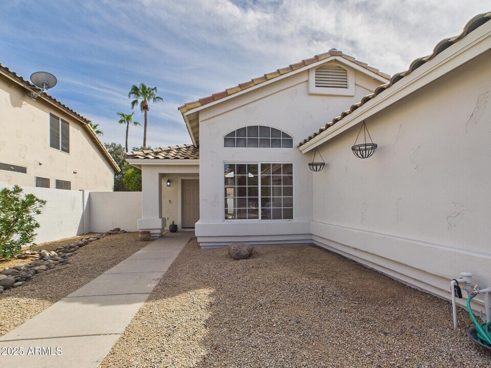 7125 W La Senda Dr in Glendale, AZ - Building Photo