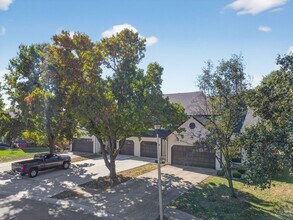 11620 Bluejacket St in Overland Park, KS - Building Photo - Building Photo