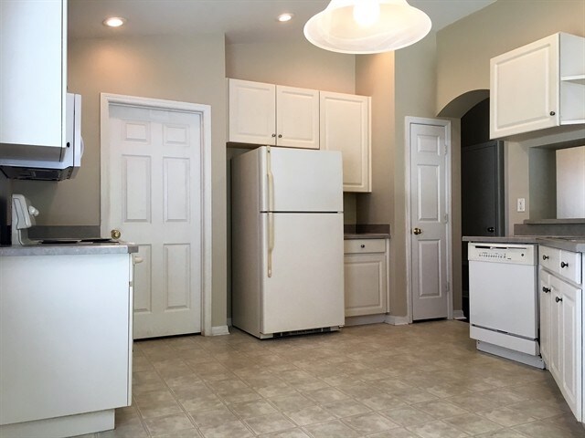 11216 Summer Star Dr in Riverview, FL - Building Photo - Building Photo