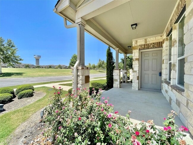 401 Katmai Cir in Pflugerville, TX - Foto de edificio - Building Photo