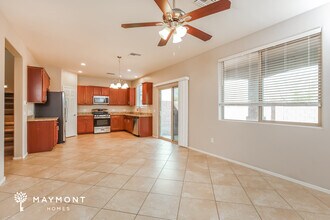 758 W Calle Capotasto in Sahuarita, AZ - Building Photo - Building Photo