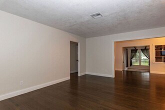 226 W Spruce St in Orlando, FL - Building Photo - Building Photo