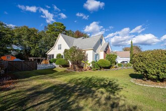 614 Barksdale Rd in Wilmington, NC - Building Photo - Building Photo