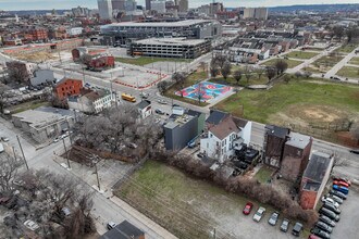510 W Liberty St in Cincinnati, OH - Foto de edificio - Building Photo
