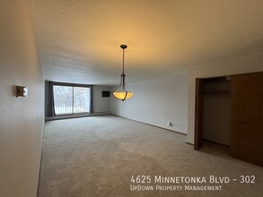 4625 Minnetonka Blvd in Minneapolis, MN - Building Photo - Building Photo