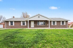 303 Shed Rd in Newville, PA - Building Photo