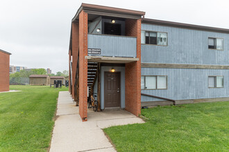 Greg Page Stadium View in Lexington, KY - Foto de edificio - Building Photo